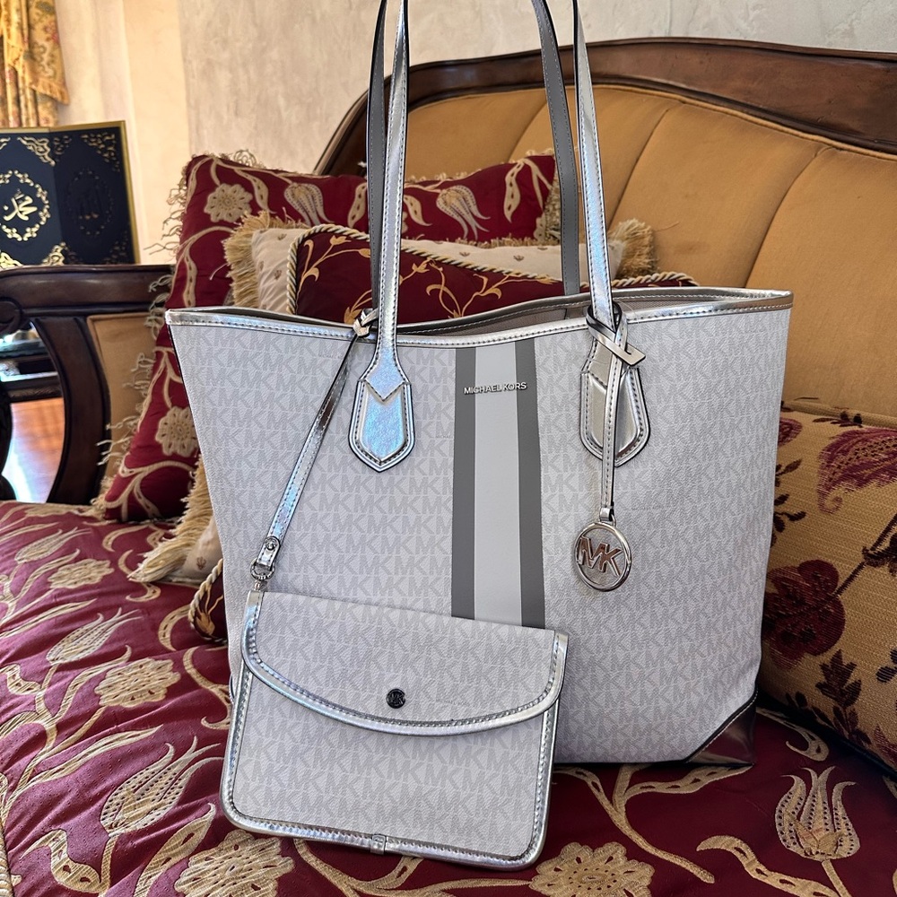 Michael Kors Silver and White Tote Bag with Wallet